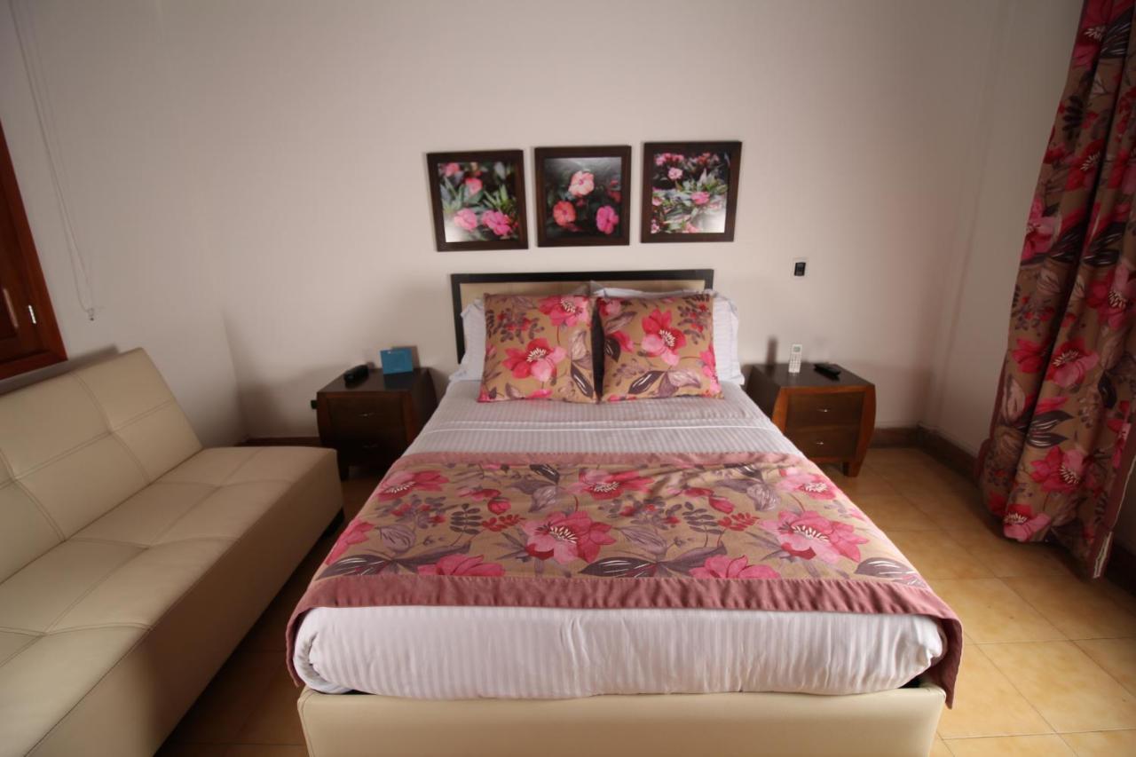 Amazilia Hotel Cerritos Zewnętrze zdjęcie