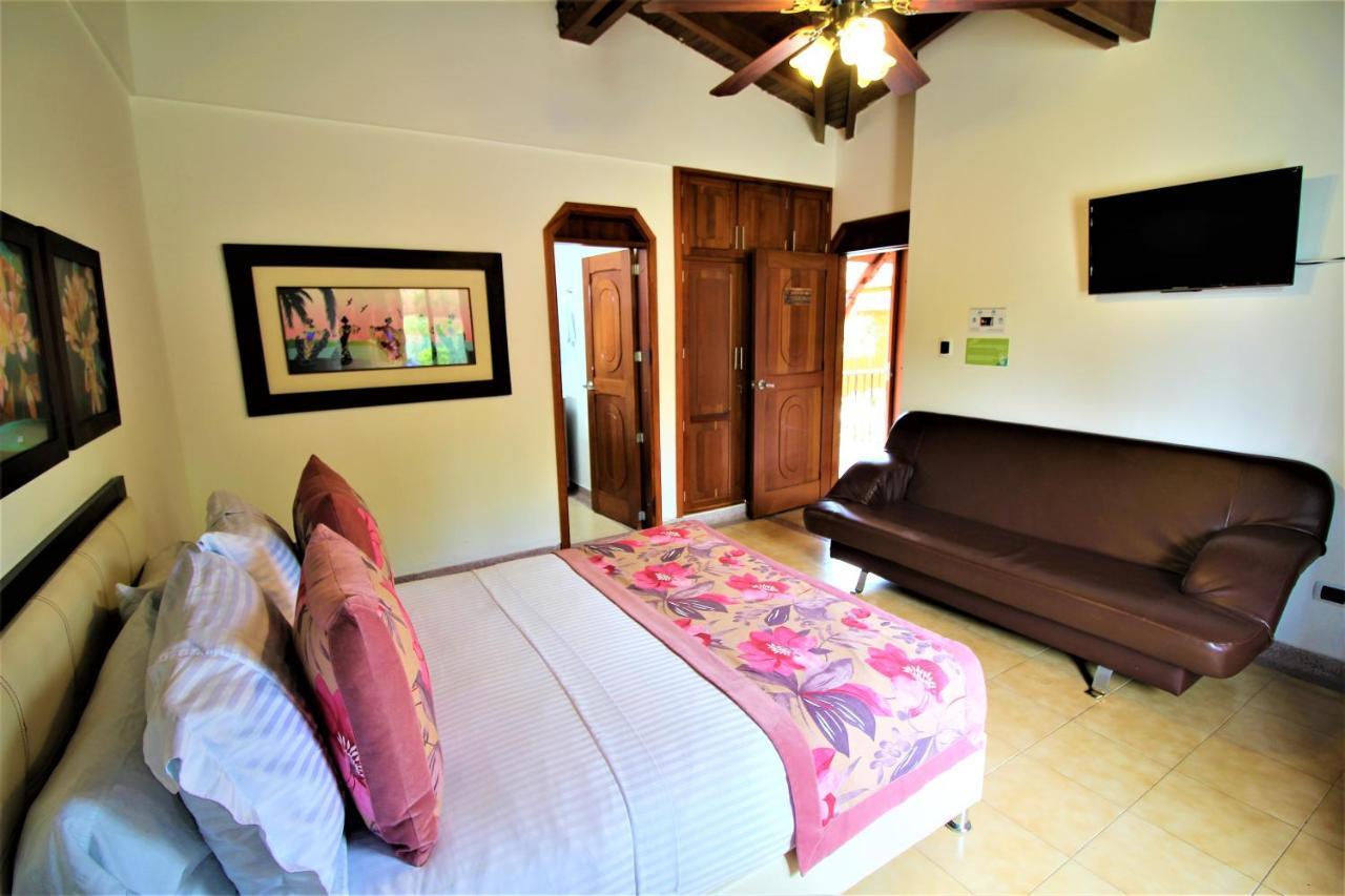 Amazilia Hotel Cerritos Zewnętrze zdjęcie